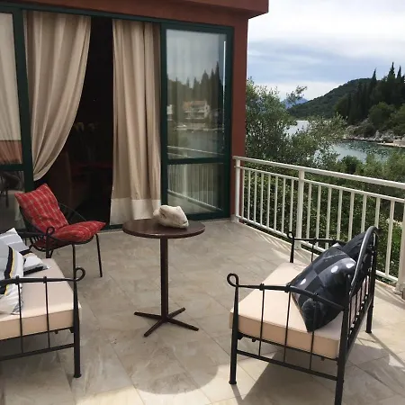 By The Sea Blace, Neretva Delta - Usce Neretve - 16068 *